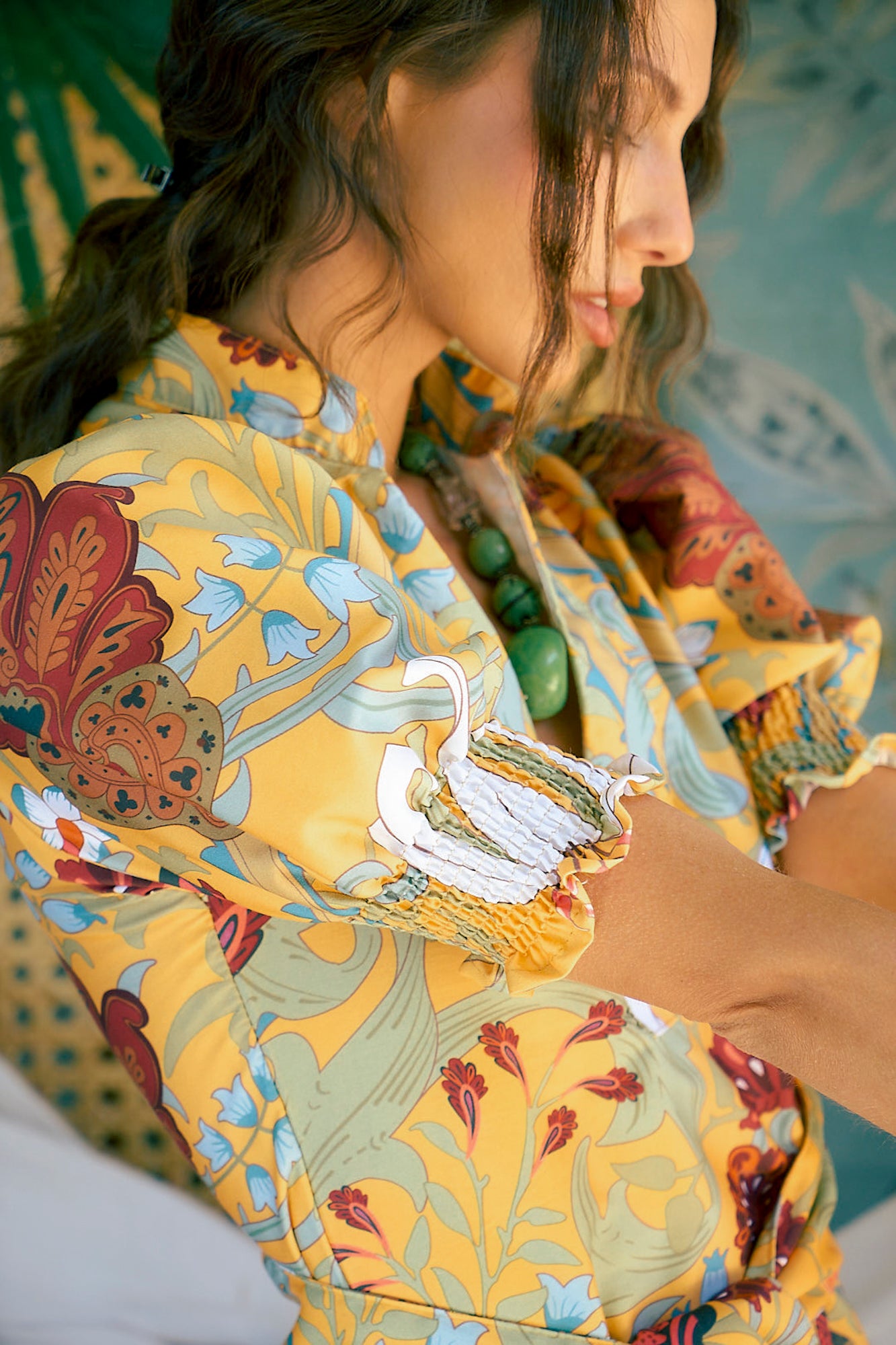 Vestido Elegancia Río de Colores
