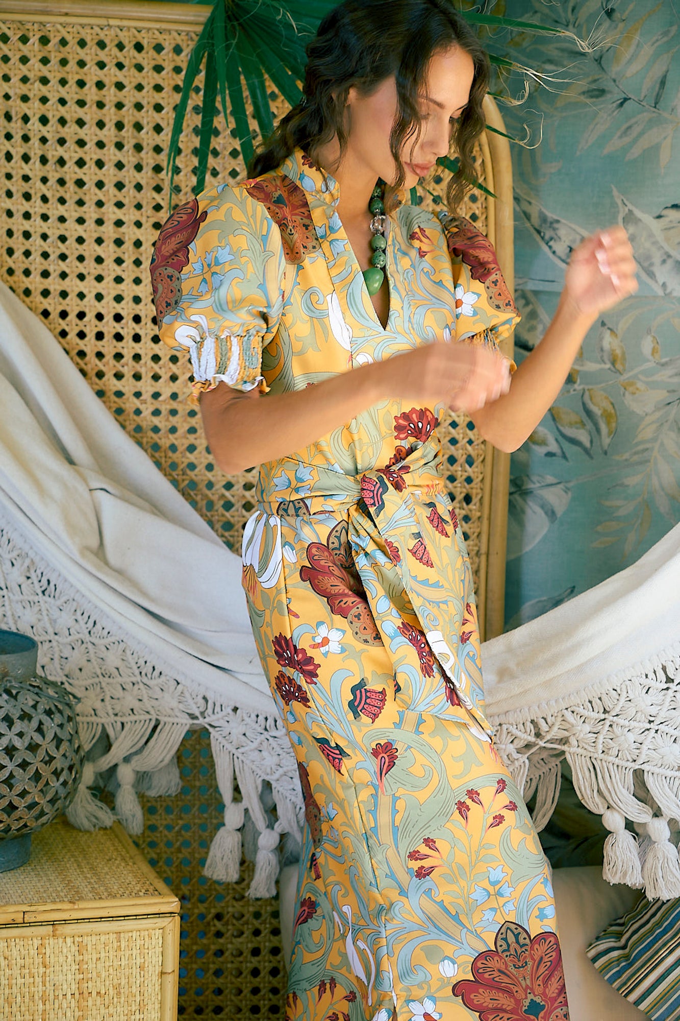 Vestido Elegancia Río de Colores
